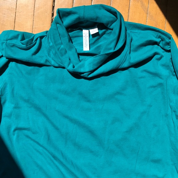 Relativity tissue turtleneck - Picture 4 of 4